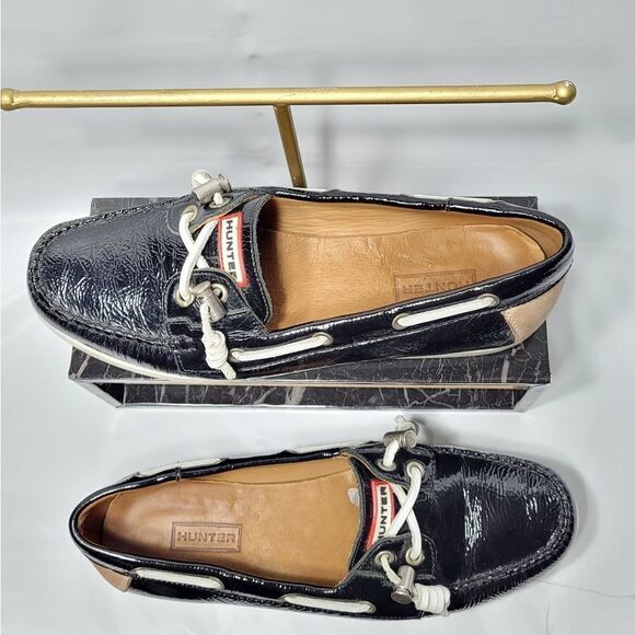 HUNTER   - Picture 2 of 13